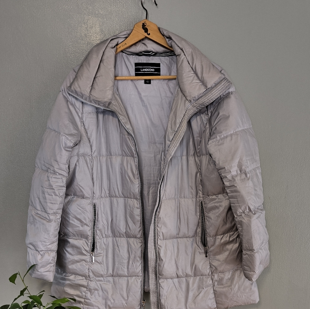 Land's End Women's Silver Down Filled Puffer Coat Size L Zippered Pockets